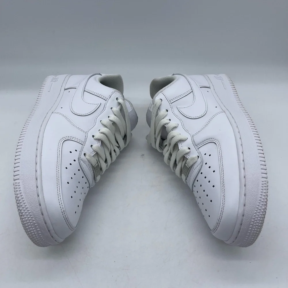 Nike Air Force 1 '07 Low CW2288-111 Men's Size 9 Shoes‎ Triple White Sneakers